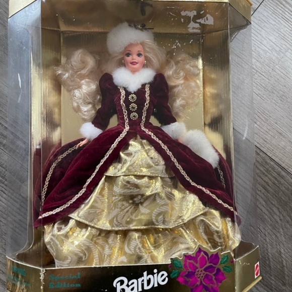 NEW Happy Holidays Barbie 1996 Rare 15646 Special Edition Mattel